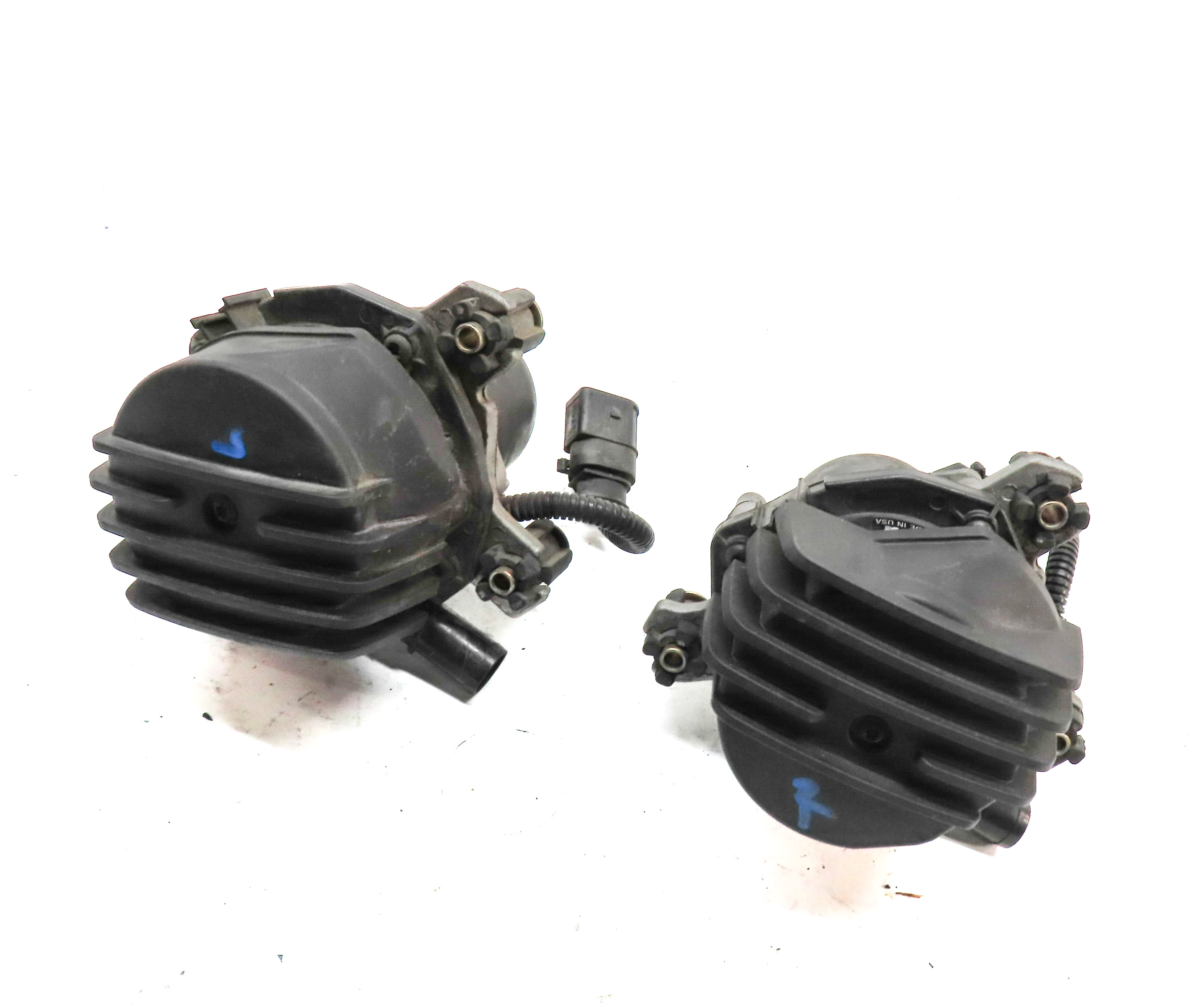 2003-2006 PORSCHE CAYENNE (955) 4.5L M48 AIR INJECTION SMOG EMISSION PUMP SET-2 — exact item pictured